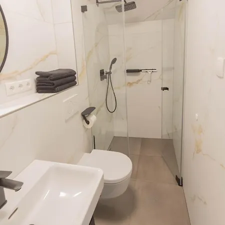 Moeblierte Naehe Speyer * Niederlustadt