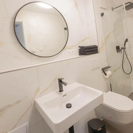 Moeblierte Naehe Speyer Apartmán *